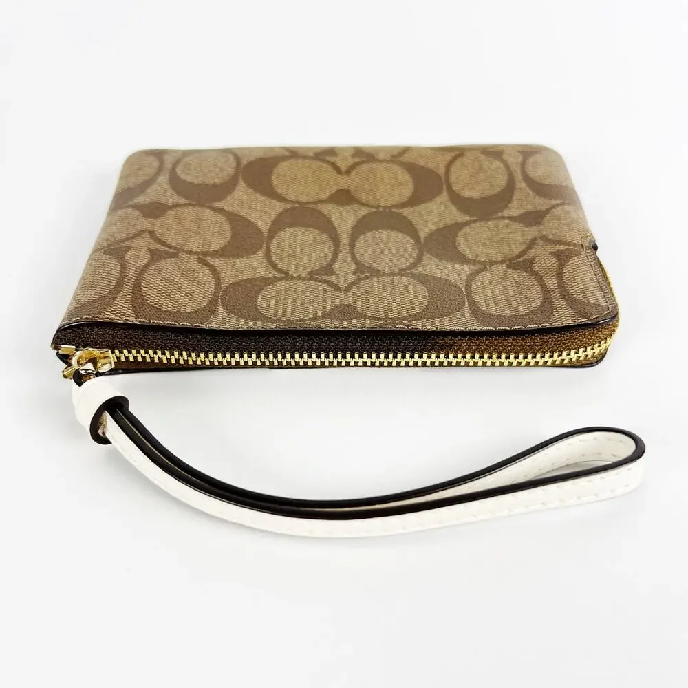 NWT Coach Signature PVC leather off white wristlet wallet - Picture 2 of 5